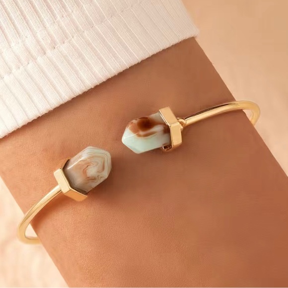 Minimalist hexagon open bangle bracelet boho ho style - Picture 2 of 4